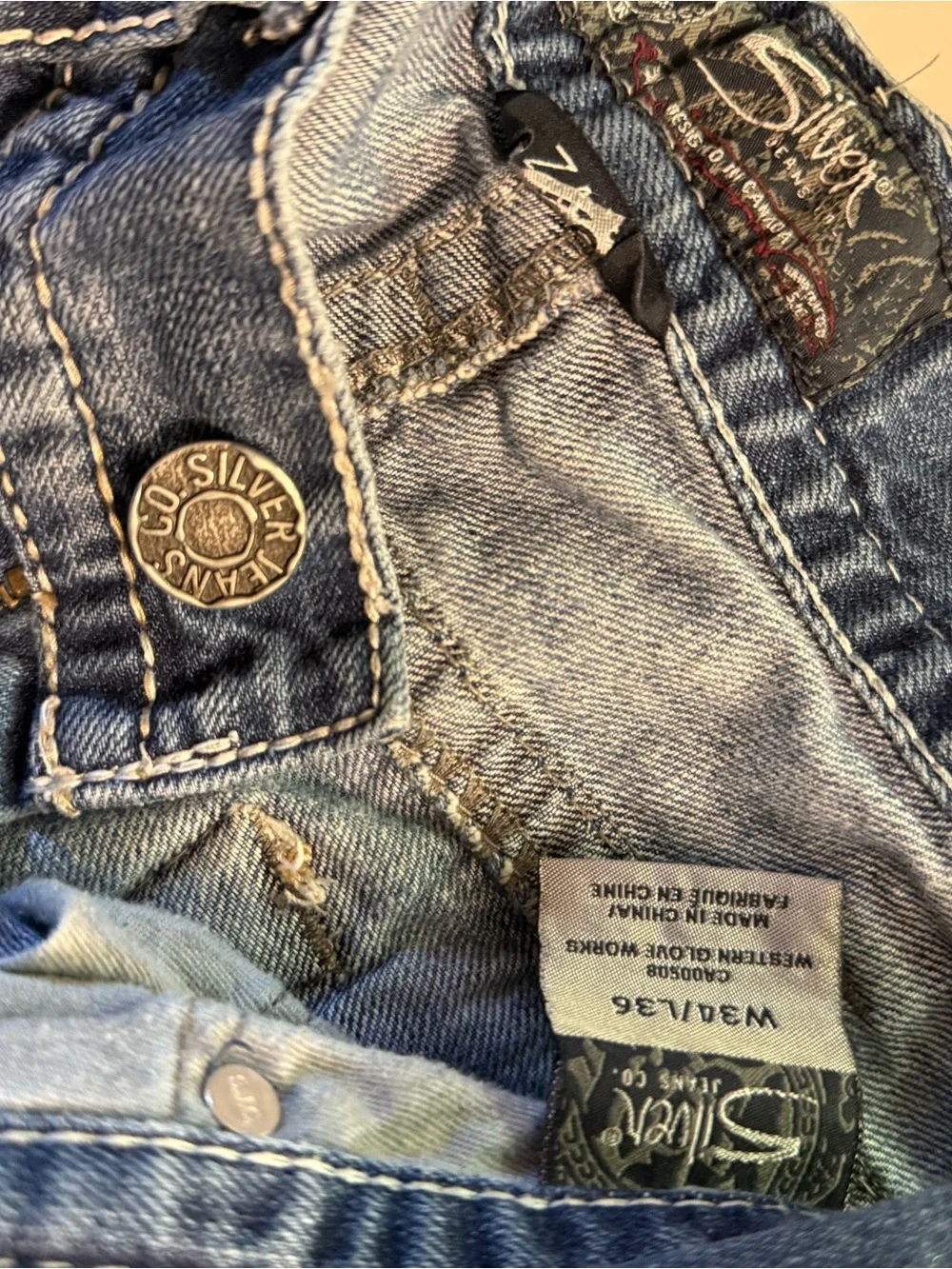 Silver Jeans Light Blue Distressed Denim Jeans - Picture 5 of 5